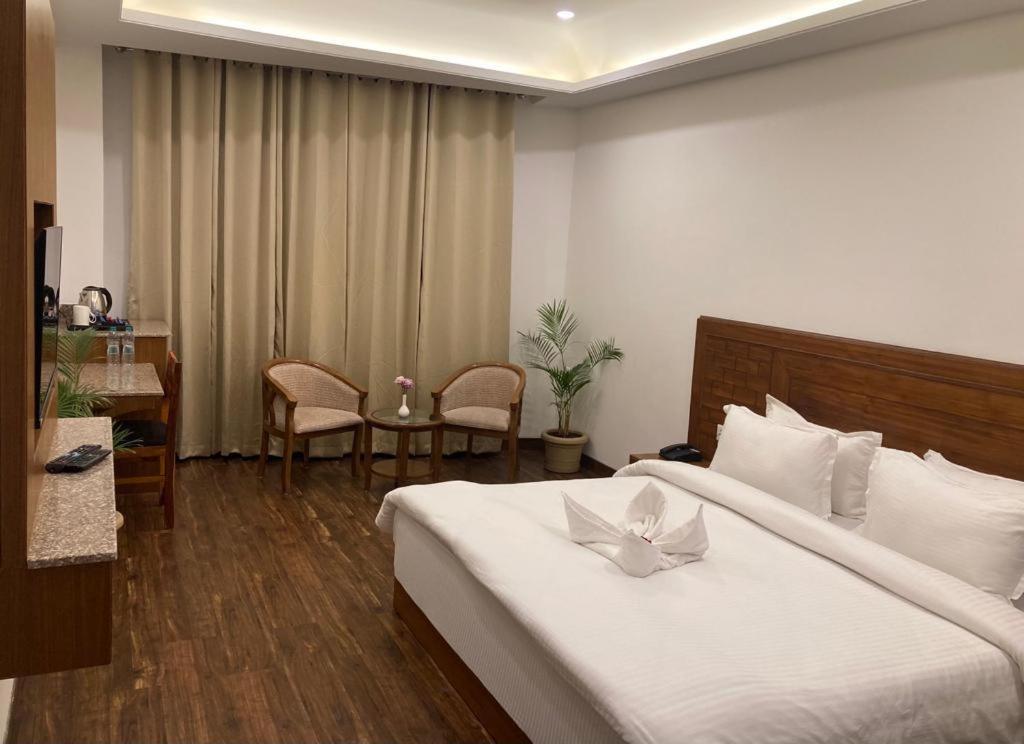 Namastasya Hotel Solan Exterior foto